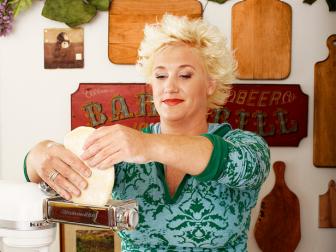 Try This At Home How-to for a pasta dish demonstrated by Anne Burrell