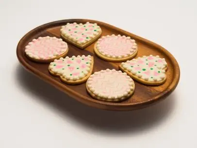 Host Lorraine Pascale's sugar cookie demo dish, as seen on Food Network’s Worst Bakers In America, Season 1.