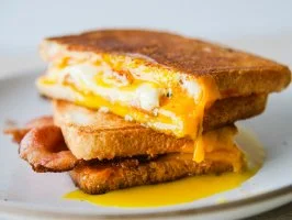 Craveworthy Eats