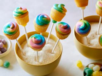 Cupcake Lollipops