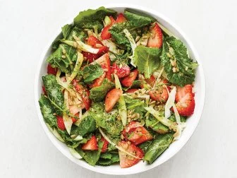 Veggie Sides That'll Have Everyone Grabbing Seconds
