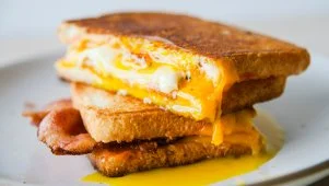 Crave-Worthy Egg Sandwich