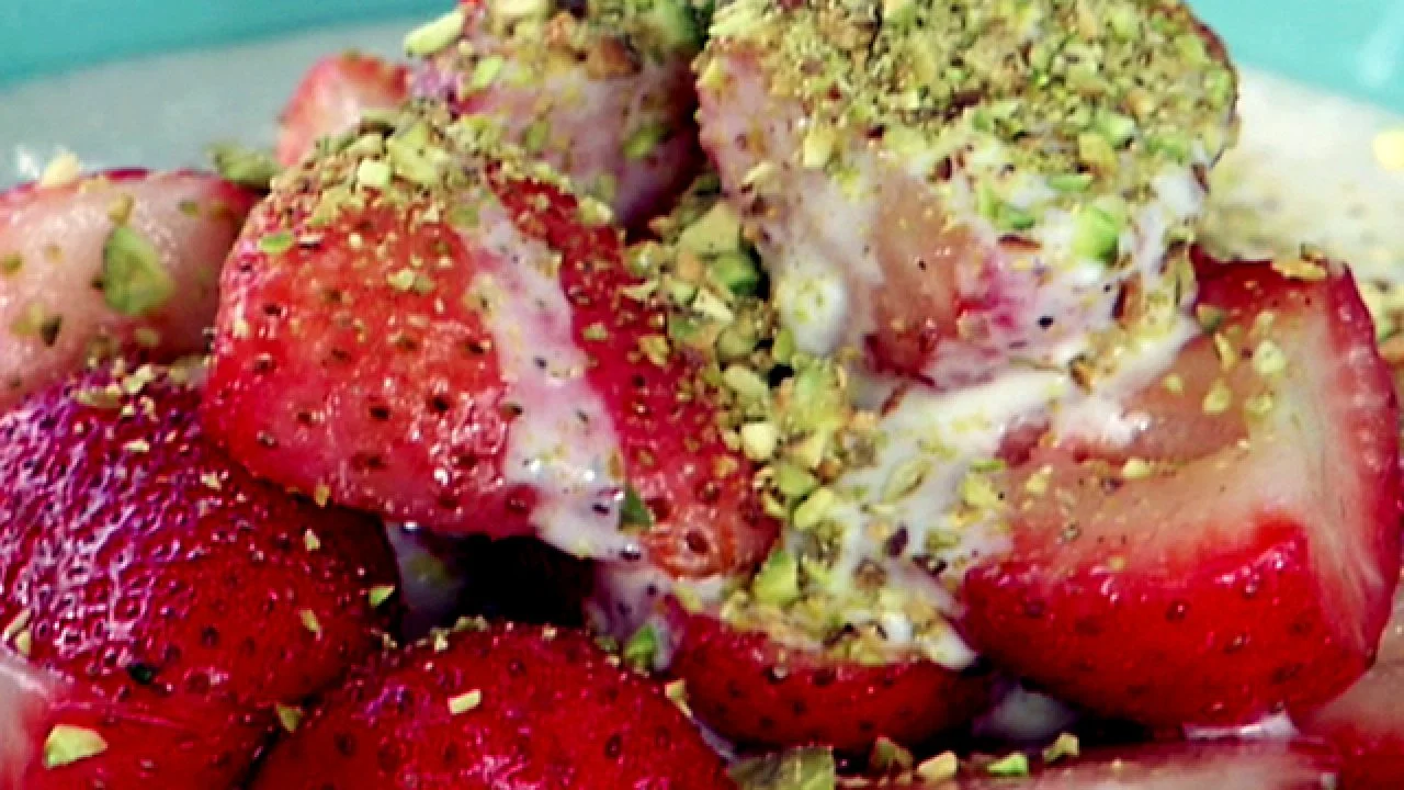 Strawberries and Ricotta Cream