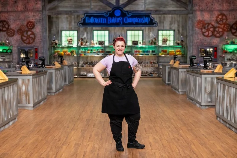 Contestant Samantha Santiago Torres, portrait, as seen on Halloween Baking Championship, Season 10.