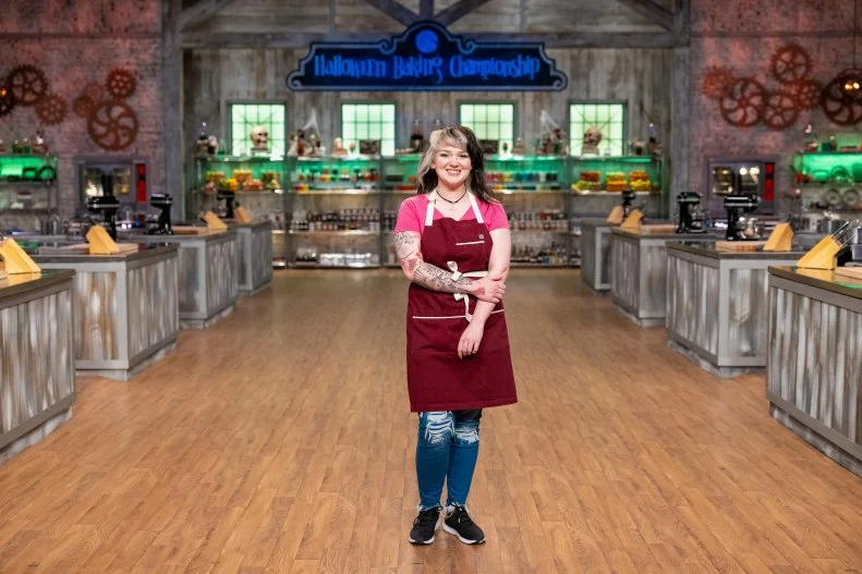 Contestant Megan Aucone, portrait, as seen on Halloween Baking Championship, Season 10.