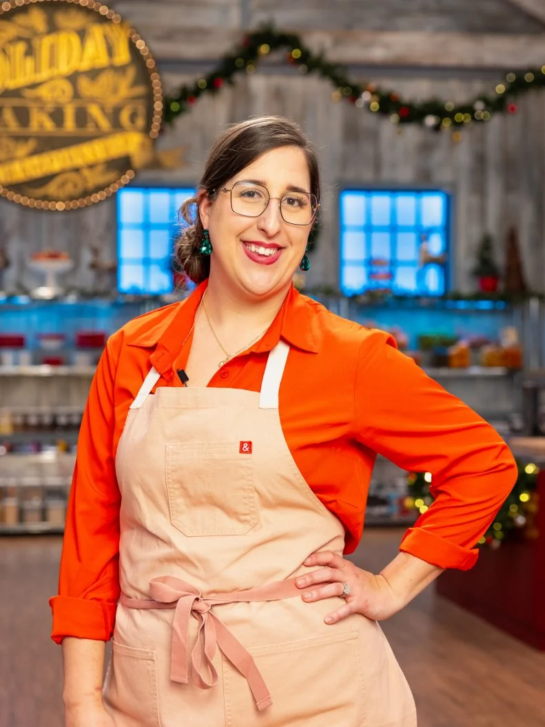 Contestant Natasha Aschoff, portrait, as seen on Holiday Baking Championship, Season 11.