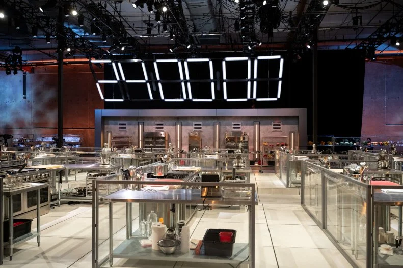 Set plates, as seen on 24 in 24: Last Chef Standing, Season 2.
