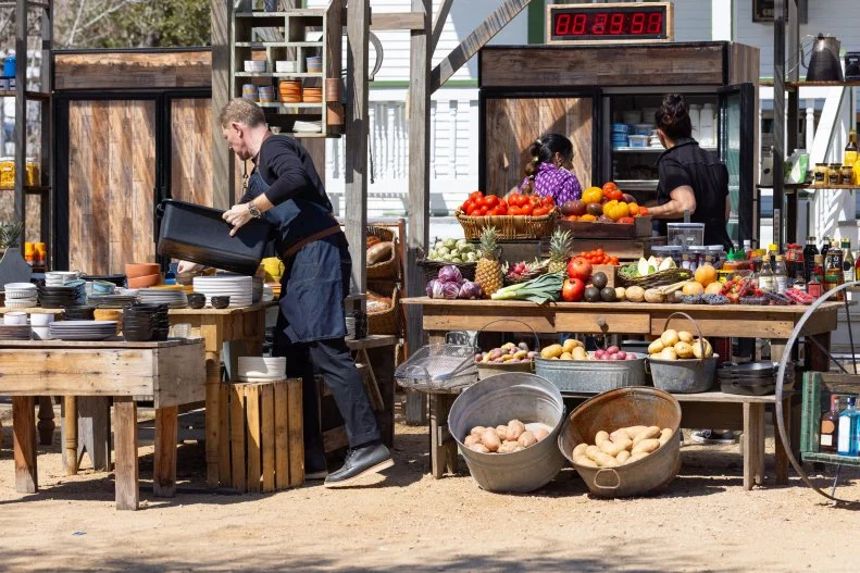 Bobby Flay, Antonio Lofaso and Maneet Chauhan selecting ingredients 
